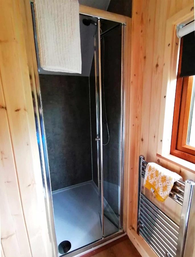 Air A' Chroit Luxury Pods Apartment Paible Luaran gambar
